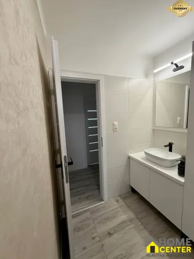 Na predaj 2-izbový byt, 58 m², Komárno, Budovateľská