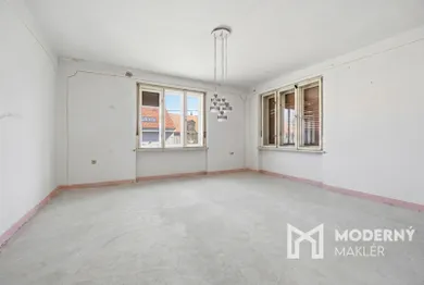 Na predaj dom, 338 m², Stupava