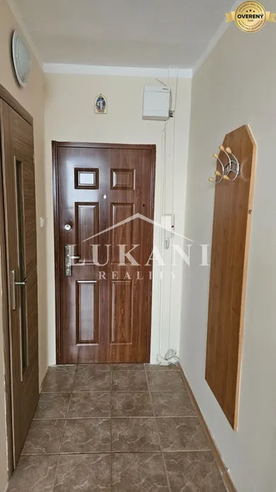 Na prenájom 1-izbový byt, 34 m², Šaľa, Letná