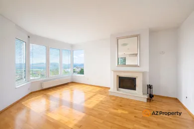 Byty na prenájom 3-izbový, Bratislava-Staré Mesto · €1 960