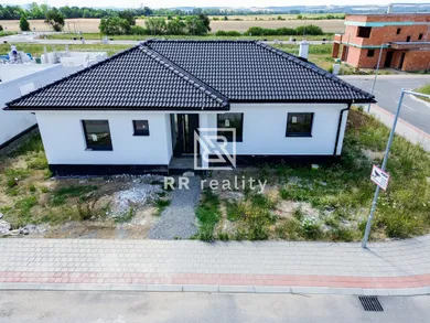 Na predaj dom, 115 m², Mokrance