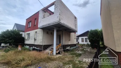 Na predaj 11-izbový dom, 190 m², Trenčianska Turná, Lúčna