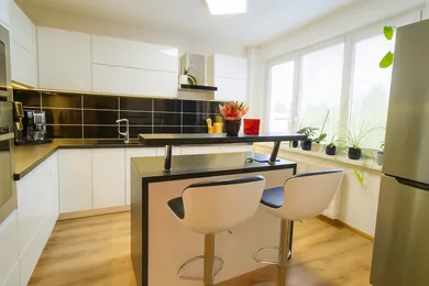 Na predaj 6-izbový dom, 232 m², Bratislava-Vajnory, Rybničná