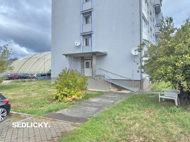 Na predaj 1-izbový byt, 35 m², Nováky, M. R. Štefánika