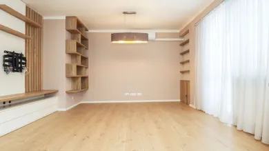 Na predaj 3-izbový byt, 87 m², Bratislava-Záhorská Bystrica