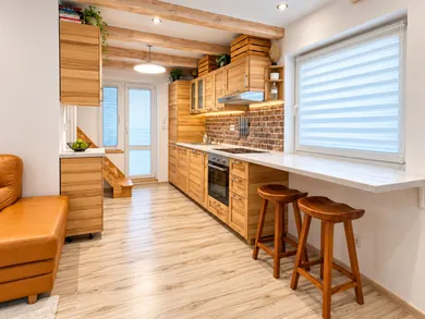 Na predaj 3-izbový byt, 82 m², Bratislava-Ružinov, Hrachová