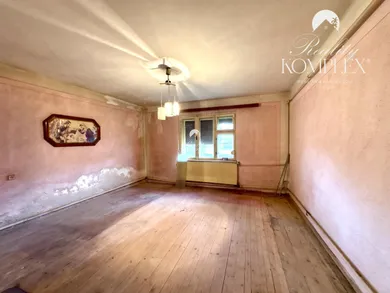 Na predaj 4-izbový dom, 140 m², Komárno