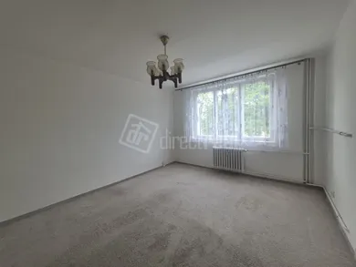 Mieszkania na wynajem, 4-pokojowe, Trenčín · €690