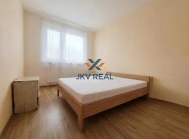Na predaj 3-izbový byt, 65 m², Bratislava-Devínska Nová Ves