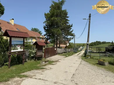 Na predaj pozemok, Suchá nad Parnou