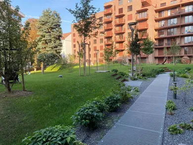 Квартиры в аренду, 2-комнатные, Bratislava-Nové Mesto · €980