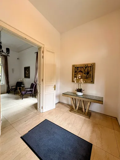 Mieszkania na wynajem, 4-pokojowe, Bratislava-Staré Mesto · €2950