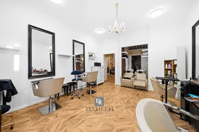 Na predaj komerčné, 60 m², Bratislava-Staré Mesto, Dunajská