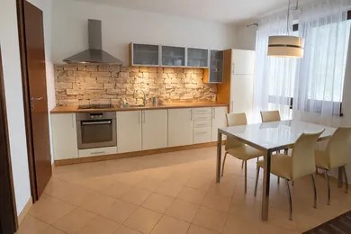 Квартири в оренду, 2-кімнатні, Malacky · €700