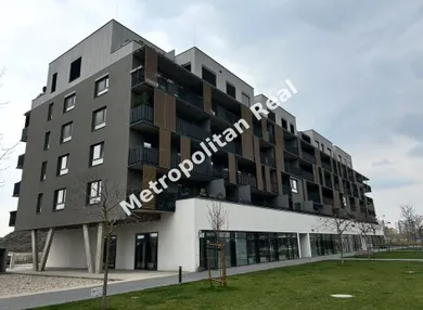 Na predaj 1-izbový byt, 36 m², Bratislava-Petržalka, Fialová