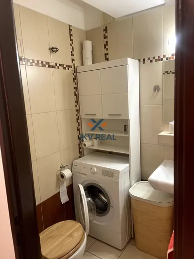 Na prenájom 2-izbový byt, 40 m², Bratislava-Ružinov, Miletičova