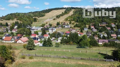 Na predaj pozemok, Krahule