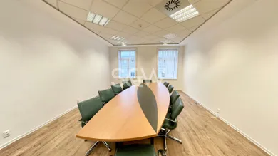 Na prenájom komerčné, 220 m², Bratislava-Staré Mesto, Gorkého