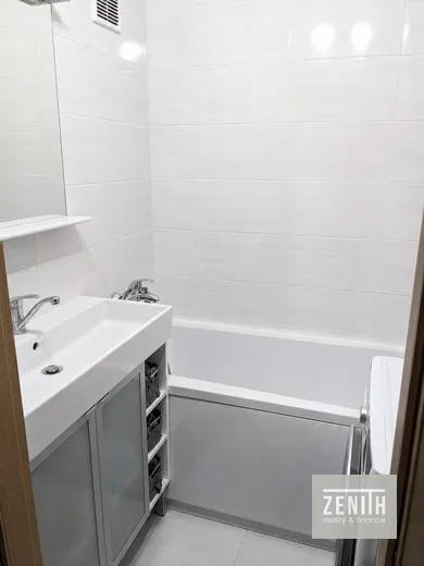 Na predaj 2-izbový byt, 62 m², Bratislava-Rača, Žarnovická