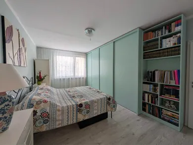 Na predaj 2-izbový byt, 63 m², Komárno