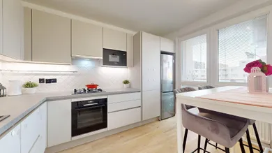 Apartments for sale, 3-room in Bratislava-Devínska Nová Ves · €249,000