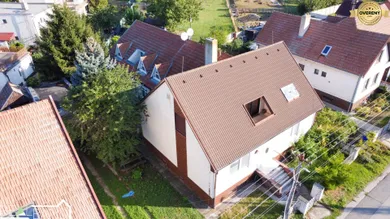 Eladó házak, 15-szobás, Galanta · €199 900