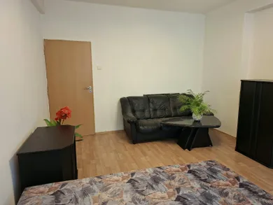 Na predaj 1-izbový byt, 46 m², Bratislava-Ružinov, Miletičova
