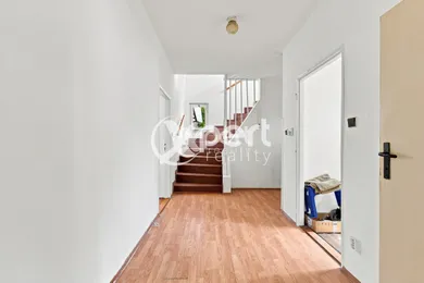 Na predaj 4-izbový dom, 180 m², Šaľa
