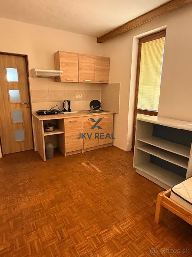Na prenájom 1-izbový byt, 40 m², Prešov