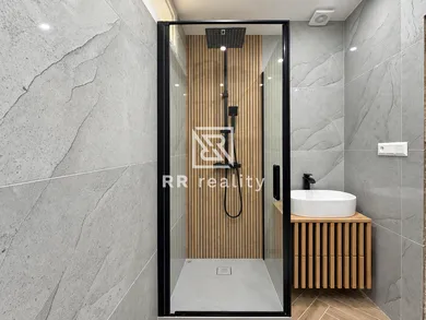 Byty na predaj 2-izbový, Košice-Nad jazerom · €189 900