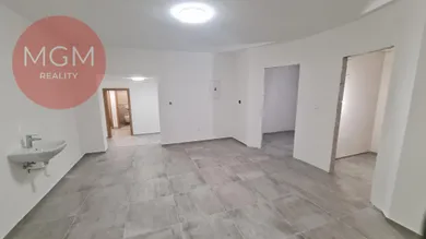 Na prenájom komerčné, 124 m², Rajecké Teplice