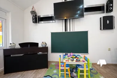 Na predaj objekt, Zlaté Moravce, Zelená