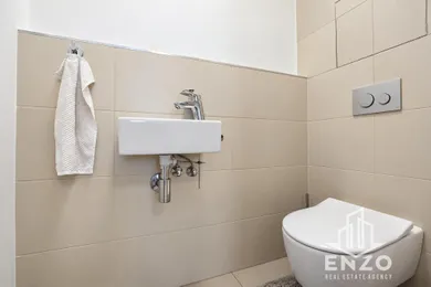 Na predaj 2-izbový byt, 62 m², Bratislava-Devínska Nová Ves
