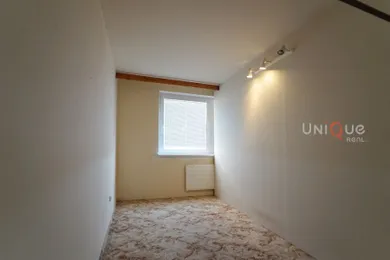 Na predaj 3-izbový byt, 78 m², Hurbanovo, Sládkovičova
