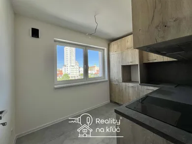 Na predaj 2-izbový byt, 48 m², Lučenec, Ulica V. V. Majakovského