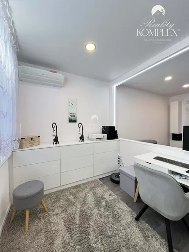 Na predaj 2-izbový byt, 66 m², Komárno, Hrnčiarska