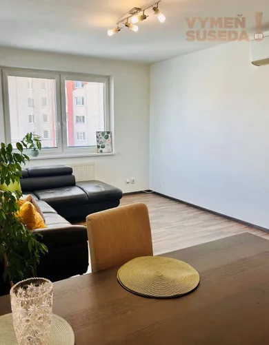 Na prenájom 2-izbový byt, 63 m², Bratislava-Petržalka, Pečianska
