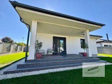 Na predaj 4-izbový dom, 123 m², Nové Zámky