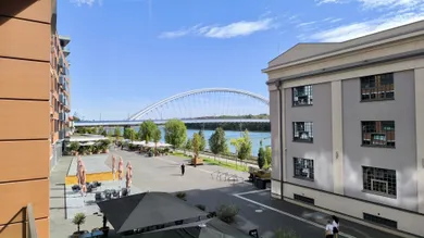Na predaj 2-izbový byt, 64 m², Bratislava-Ružinov