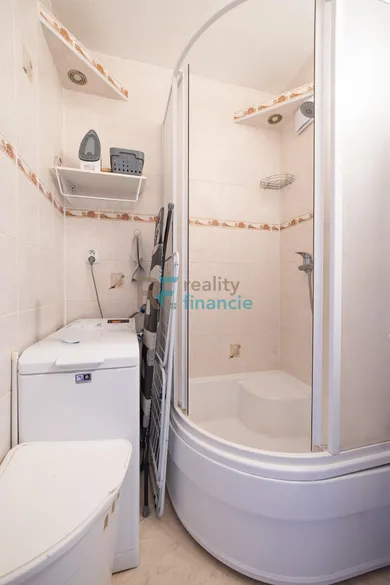 Na prenájom 1-izbový byt, 42 m², Košice-Nad jazerom, Stálicová