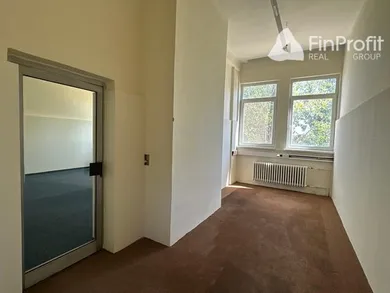 Na prenájom komerčné, 475 m², Bratislava-Nové Mesto, Bojnická