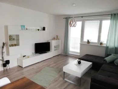 Mieszkania na wynajem, 3-pokojowe, Trenčín · €780
