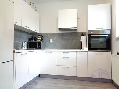 Na prenájom 1-izbový byt, 40 m², Stupava, Cementárenská