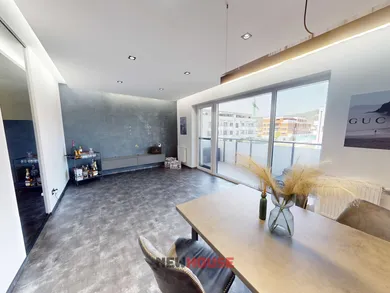 Eladó lakások, 3-szobás, Trenčín · €289 000