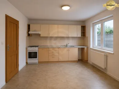 Na predaj 6-izbový dom, 185 m², Malinovo