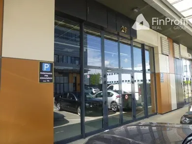 Комерційні приміщення в оренду, Bratislava-Nové Mesto · €2 600