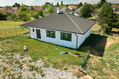 Domy na sprzedaż, Jelka · €189 990