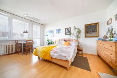 Na predaj byt v Bratislava-Karlova Ves · €169 900 · Čiastočná rekonštrukcia