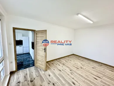 Na predaj 2-izbový byt, Trenčín, Západná