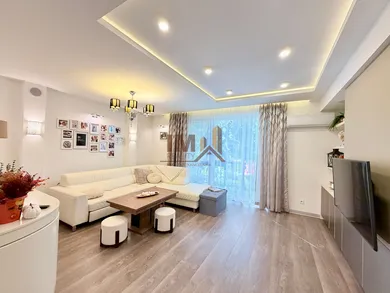 Eladó lakások, 3-szobás, Nové Zámky · €195 000